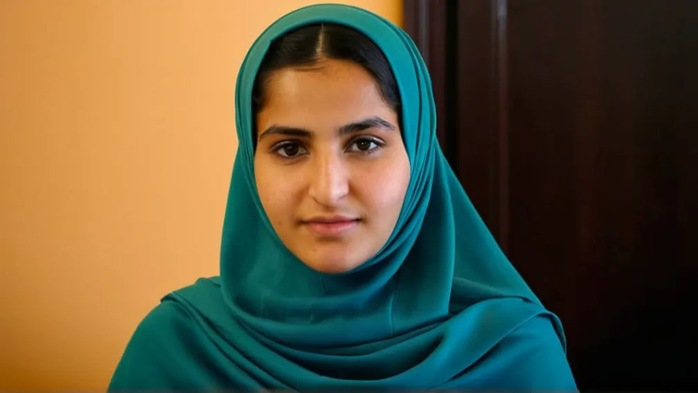 Здійснена мрія: Афганська студентка Фатіма Амірі розпочинає навчання в Іспанії після заборони талібів