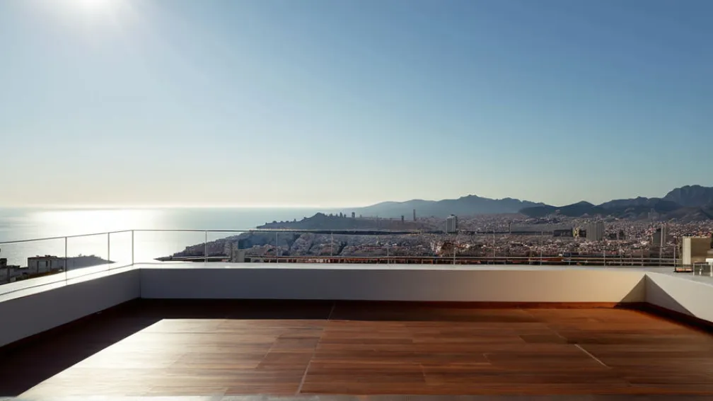 Приголомшливий Пентхаус на Тібідабо: Революція Дизайну з Видом на Всю Барселону
