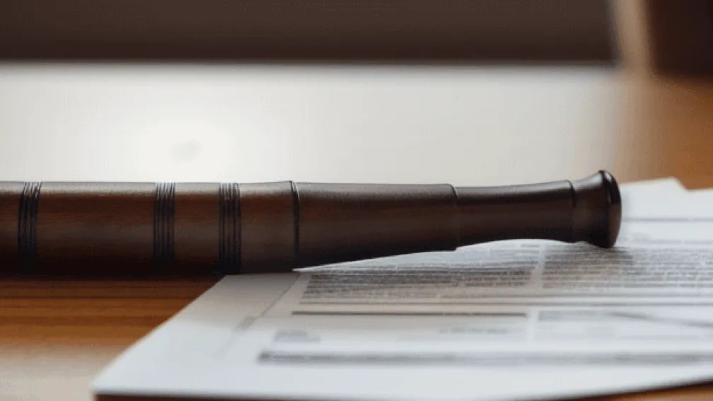 Суддя у справі Амадора викликав на 21 березня двох інспекторок податкової служби після того, як він відмовився давати свідчення