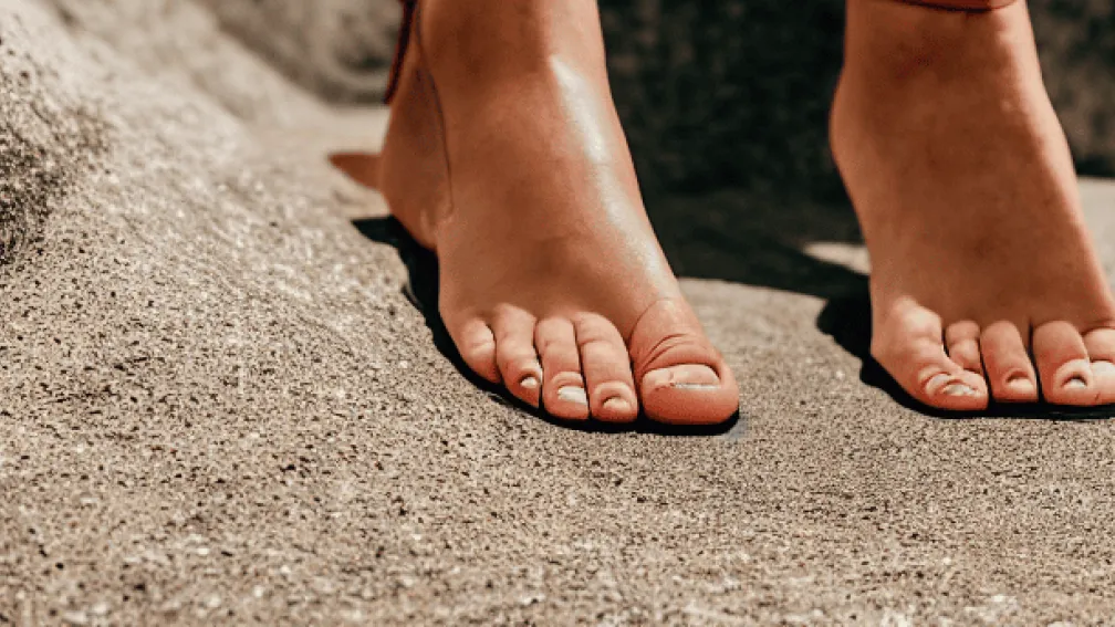 700 євро за відчуття майже босоніж? Повернення «barefoot» стилю викликає дискусії