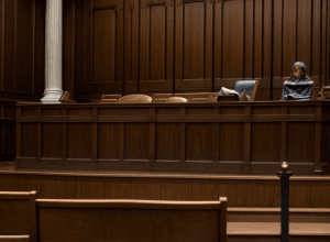 Суд дозволив Трампу скасувати правовий захист для сотень тисяч мігрантів