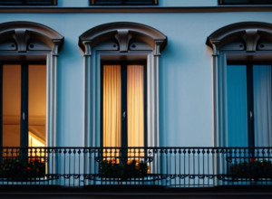 Мадрид: Зменшення Кількість Туристичних Апартаментів та Політична Суперечка