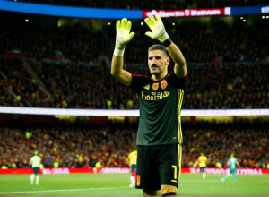 Унаї Сімон: Непробивна Стіна Збірної Іспанії з Футболу під Керівництвом Луїса де ла Фуенте