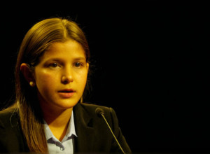 Колумбія: загибель 13-річної дівчини внаслідок бомбардування ставить під сумнів захист дітей