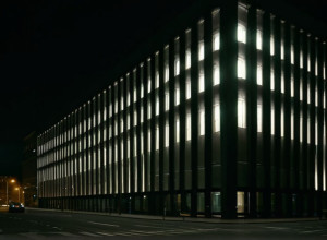 Трагедія в Оспіталеті: Сина затримано за підозрою у вбивстві матері після падіння з балкона