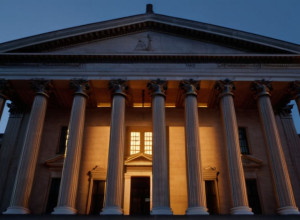 Суддя Пейнадо зняв звинувачення з високопоставленої чиновниці Монклоа у справі про розкрадання