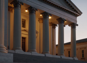 Народна партія Іспанії вагається між обережністю та критикою щодо нового Генерального прокурора