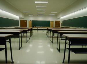 Студенти Мадрида вимагають гідної освіти: нічна акція протесту та підготовка до страйку в Комплутенсе