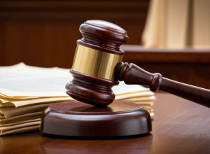 Голова кабінету Аюсо визнає брехню у Верховному суді: «Я журналіст, а не нотаріус»