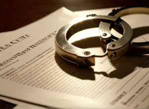 Родичку речниці Білого дому затримано ICE та очікує депортації