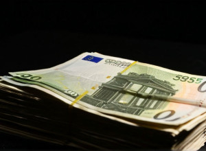 Корупційний скандал в Альмерії: Готівка та документи викривають екс-голову Депутації