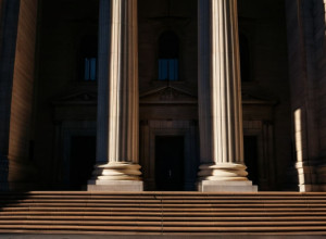 Рафаель Герра подовжує своє правління у Вищому суді Мехіко