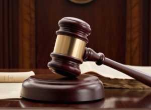 Кевіна Спейсі звинувачують у нових сексуальних домаганнях: суд призначено на 2026 рік