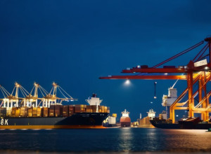 Торговий профіцит Китаю вперше перевищив трильйон доларів попри тарифну війну