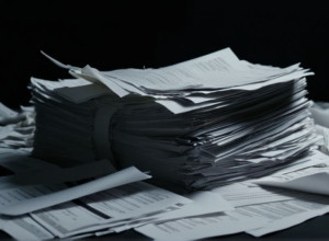 Уряд Мадрида під прицілом: чиновників звинувачують у незаконних контрактах на мільйони євро