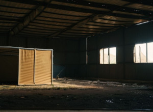 Суд дозволив виселення найбільшого мігрантського поселення в Каталонії