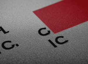 Інструкція для нарцисів від КДБ: Погляд на світову політику