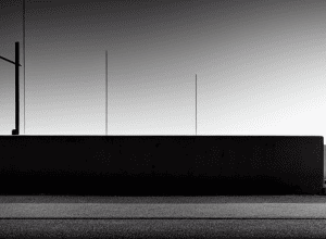 «Секрети злочину»: вражаючий «неонуар» про сексуальне насильство проти жінок в Індії