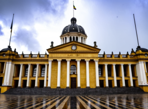 Голокост Палацу Правосуддя: 40 років відкритих ран