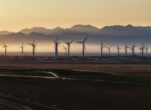 Китай розбудовує найамбітнішу у світі мережу для транспортування чистої енергії