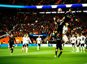 Мадрид перемагає над Валенсією і встановлює своє лидерство в Лігі Ендеаса