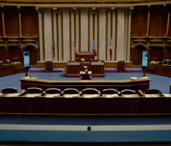 Іспанія: Урядові рішення, судові скандали та політичні протистояння на тлі громадського невдоволення