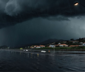 Андалусія та Валенсія в Іспанії під &quot;червоним&quot; рівнем небезпеки через зливи
