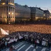 Мадрид проти Айюсо: тисячі людей протестують за державну охорону здоров'я