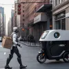 Роботи-кур'єри Uber Eats у Нью-Джерсі: доставка майбутнього вже тут?