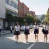 Страх рейдів ICE у школах Нью-Йорка: вчителі на варті