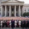 Трамп заперечує інформацію про «список Епштейна» та уникає відповіді про амністію Максвелл