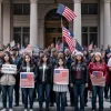 DACA: Тисячі отримувачів втратять медичне страхування у США