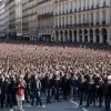 Франція у вогні протестів: фото з масштабних демонстрацій проти скорочень